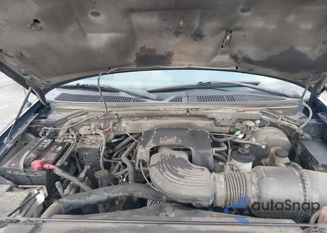 2002 Ford F-150 Xl/Xlt z USA, uszkodzony, nr VIN 2FTRF08L92CA76834